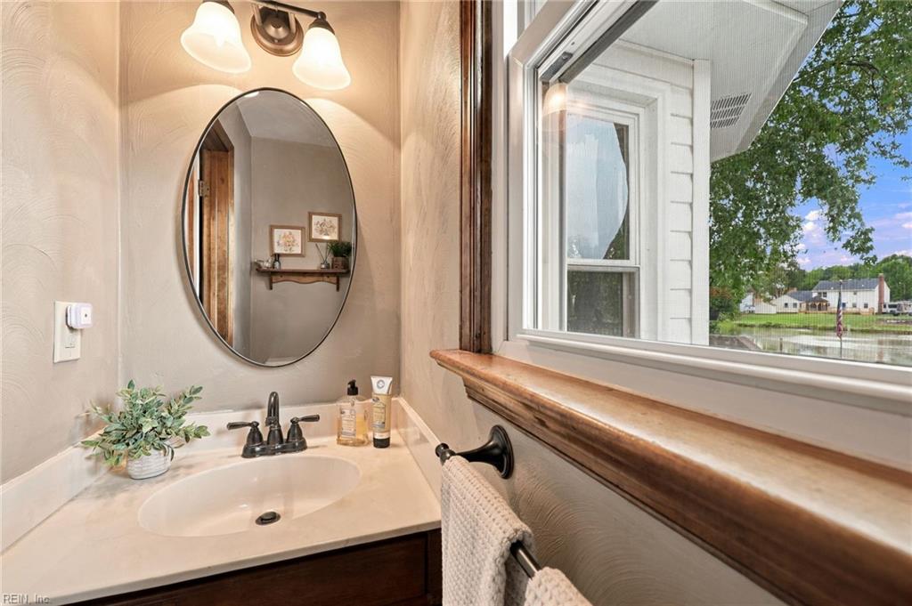 512 Hatteras CRES