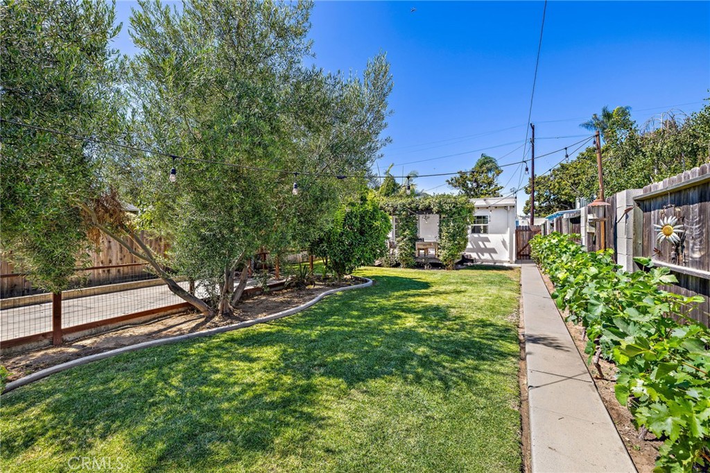 630 W Wilshire Avenue