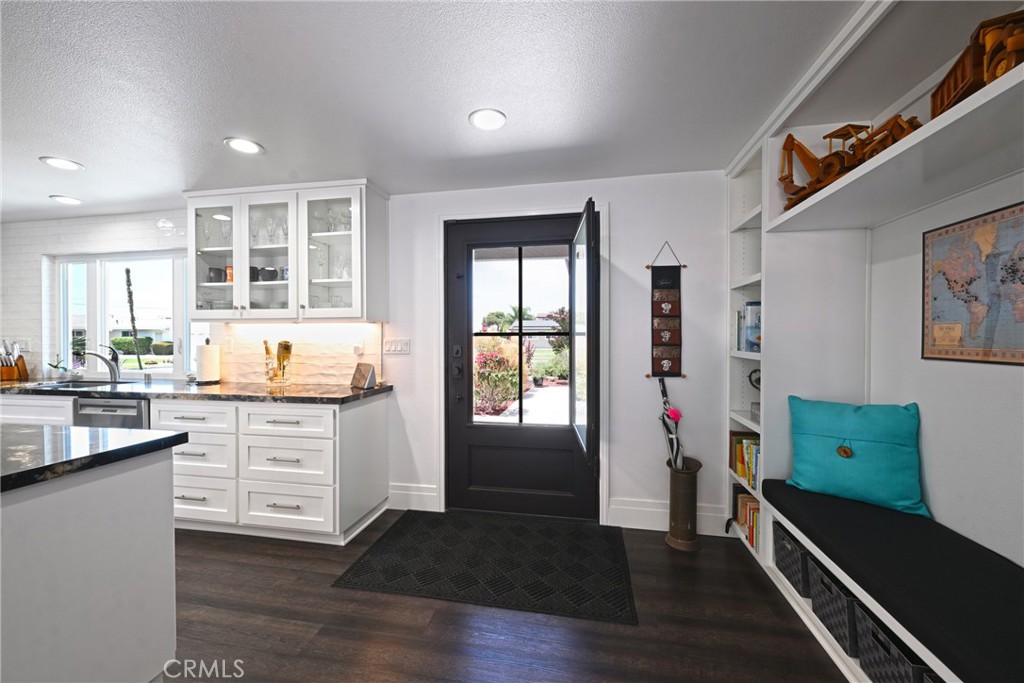 5784 Los Molinos Drive