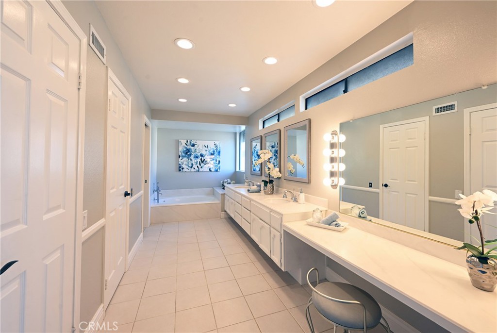 4334 Mahogany Circle