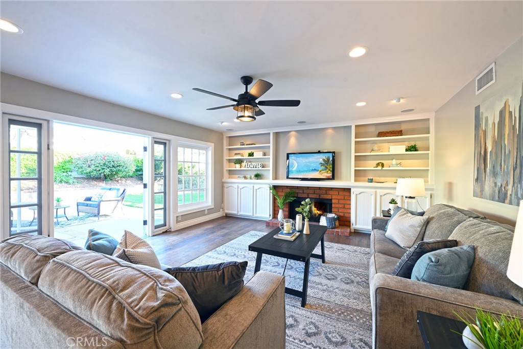 4334 Mahogany Circle