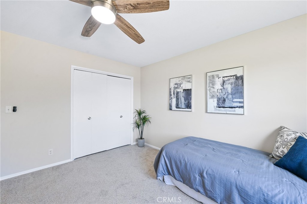 5642 Casa Loma Avenue