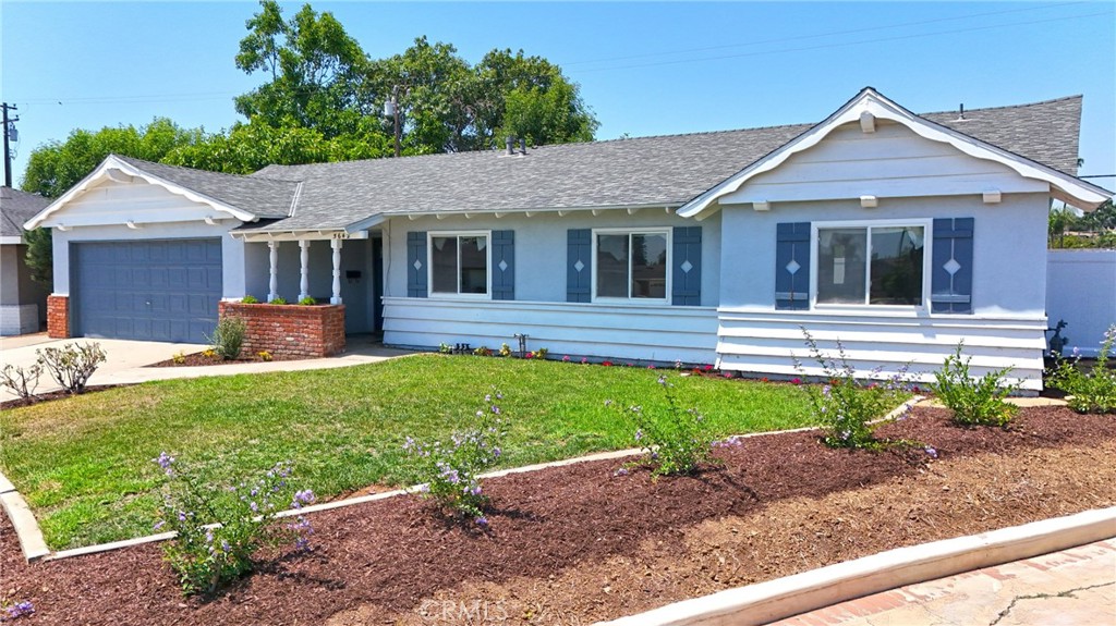 5642 Casa Loma Avenue