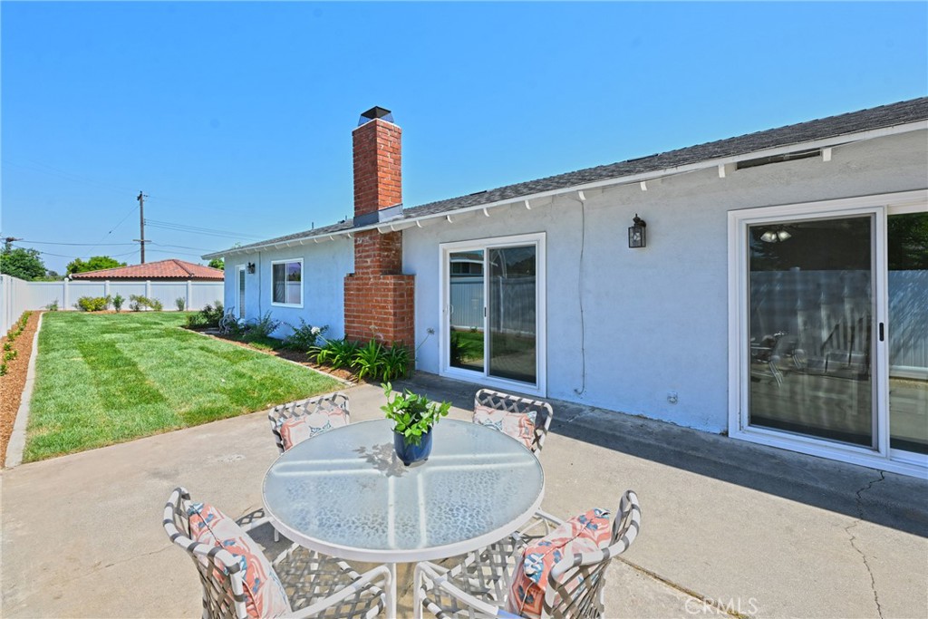 5642 Casa Loma Avenue