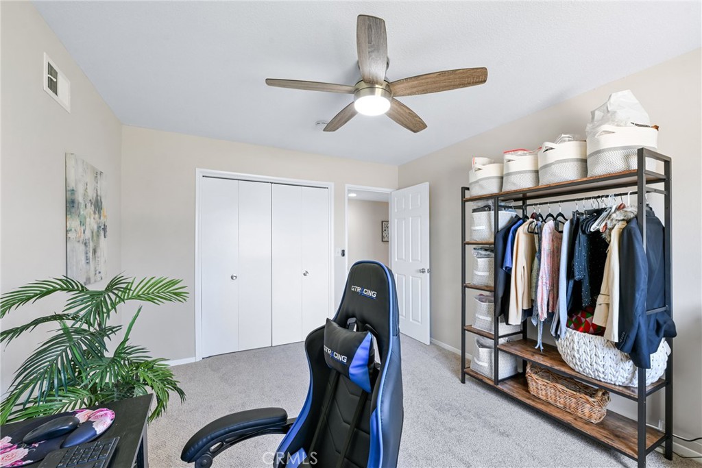 5642 Casa Loma Avenue