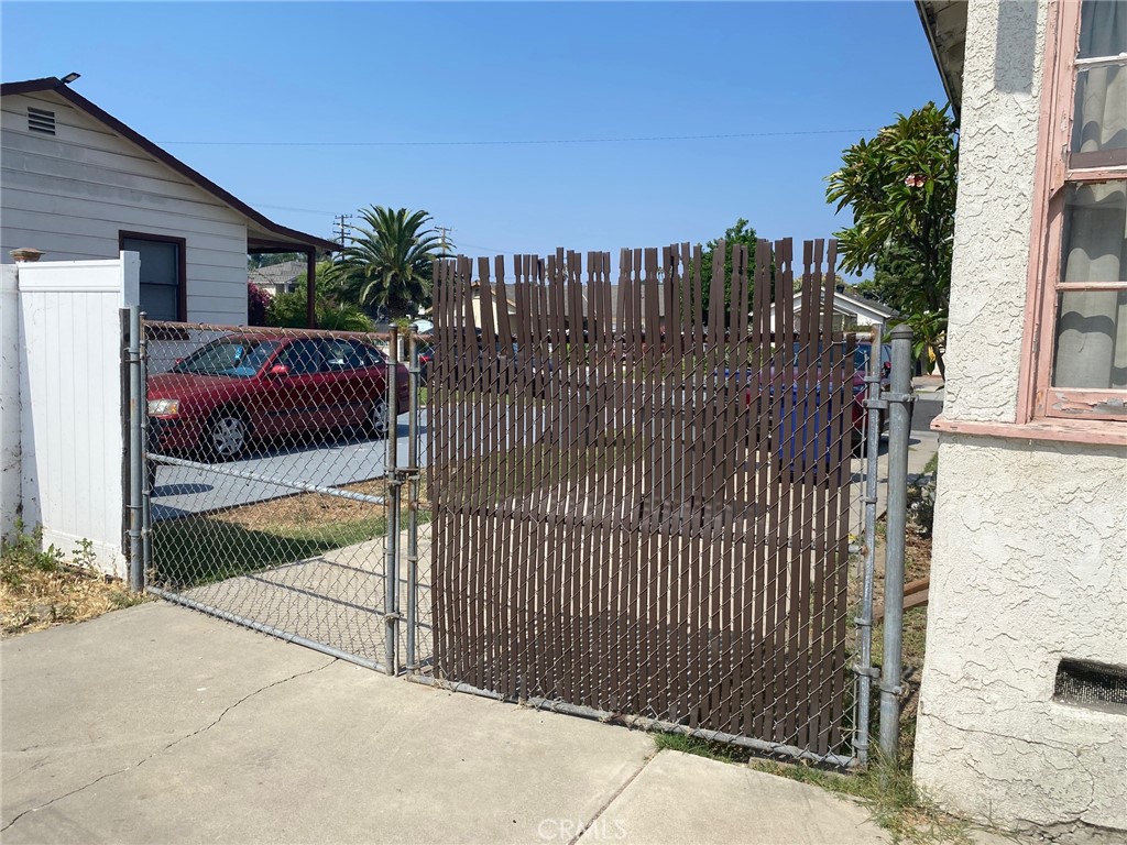 6742 Highland Avenue