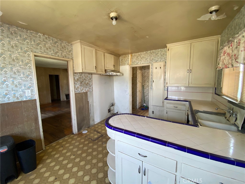 6742 Highland Avenue