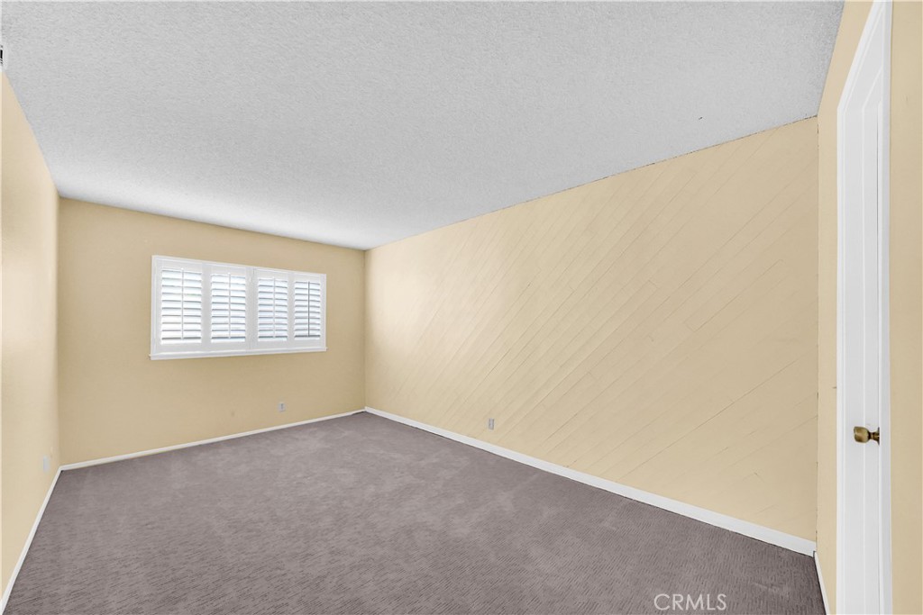 17517 Cerro Vista Drive