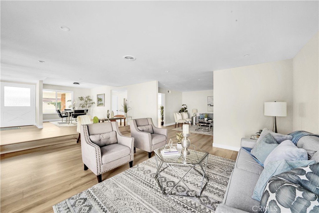 2115 Rosemont Street