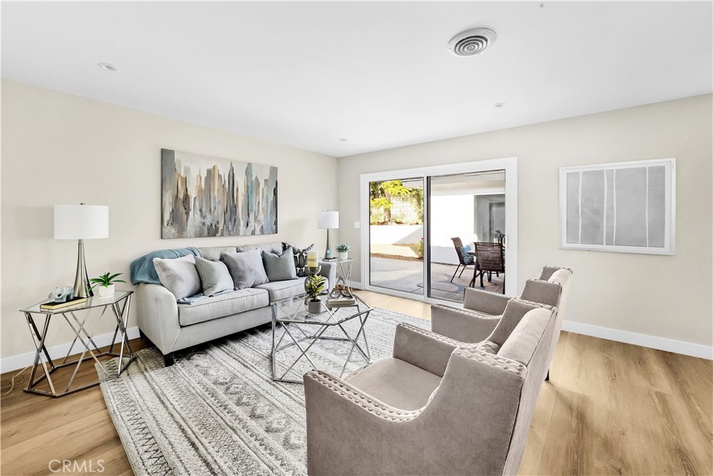 2115 Rosemont Street