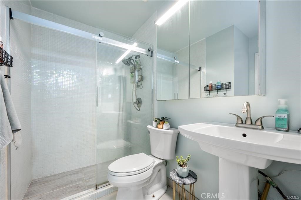 16923 Cedarwood Court