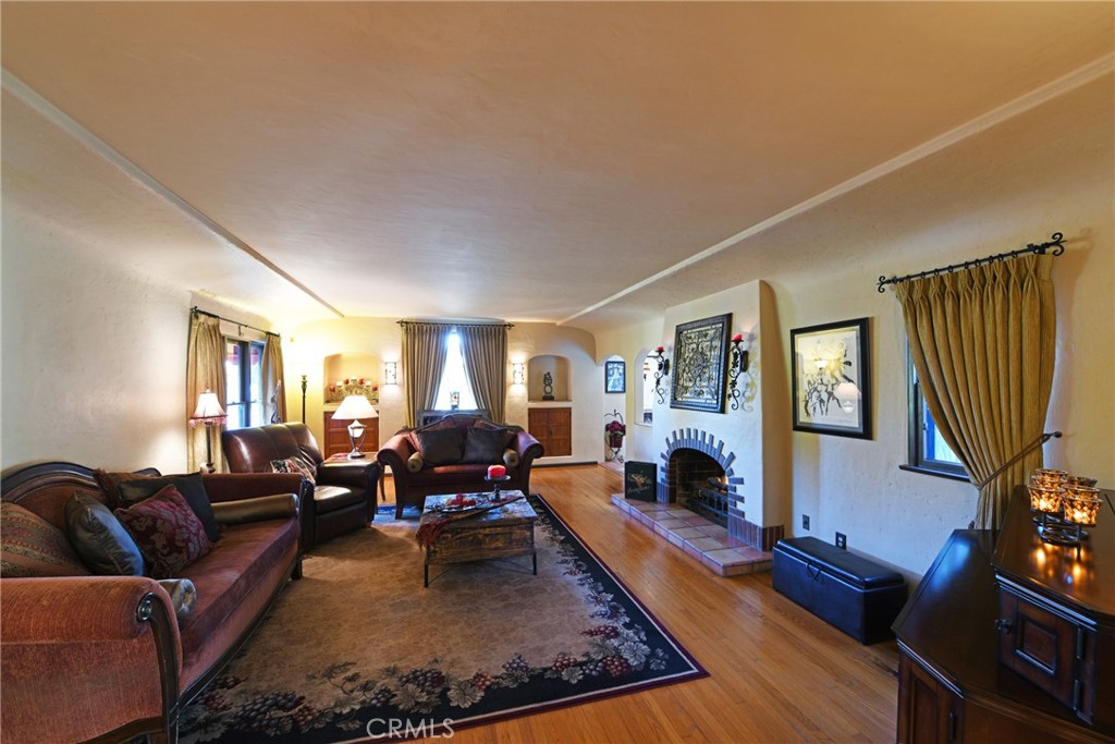 503 W Madison Avenue
