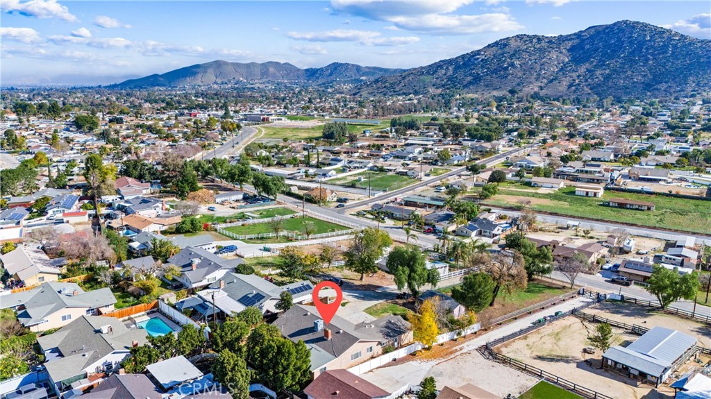 2350 Temescal Avenue