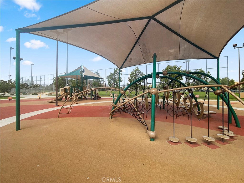 170 W Cork Tree Drive