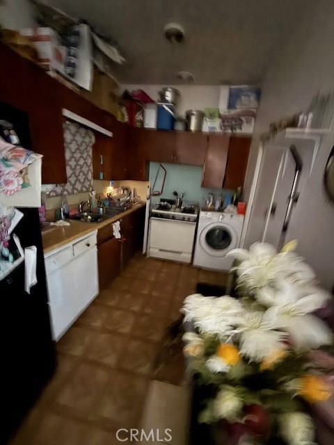 14702 Walters Street