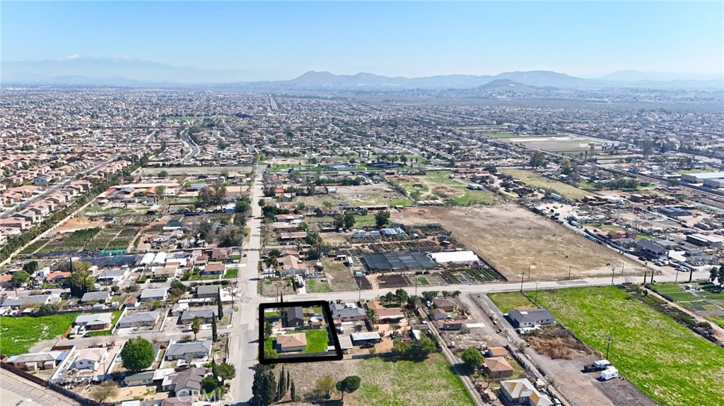 14702 Walters Street