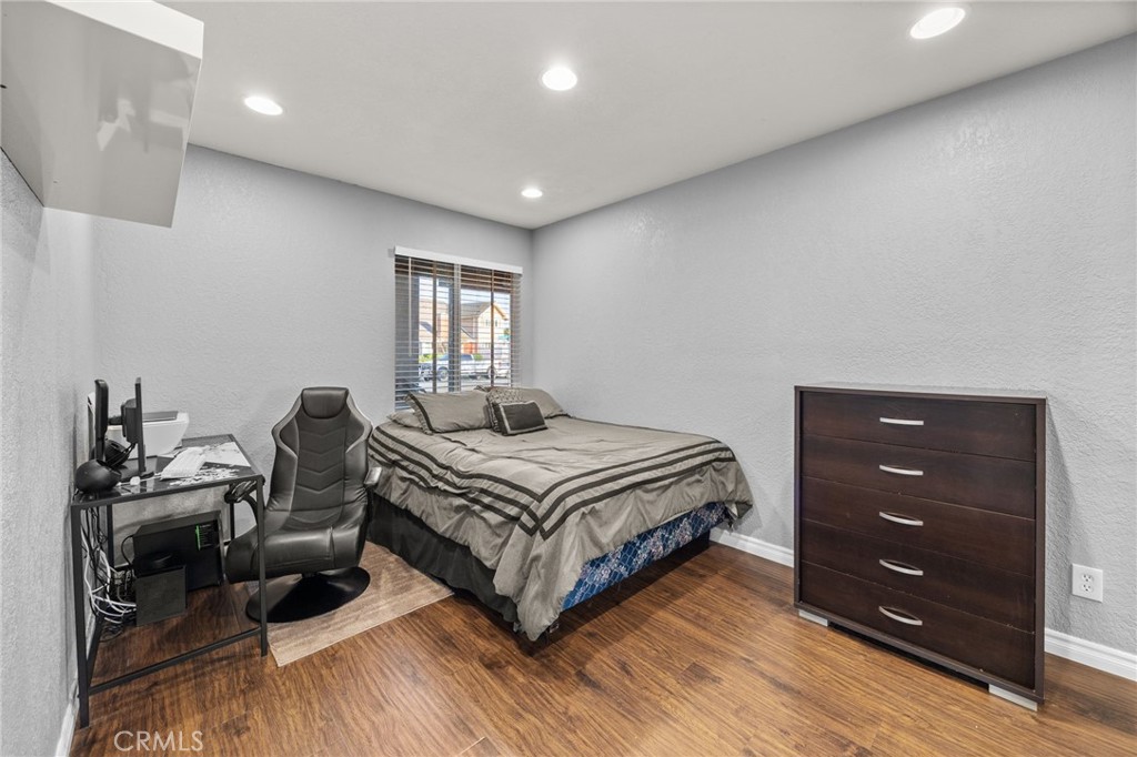 1225 Salvador Dr.
