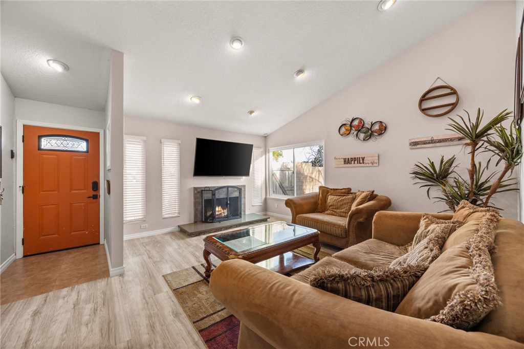 1225 Salvador Dr.