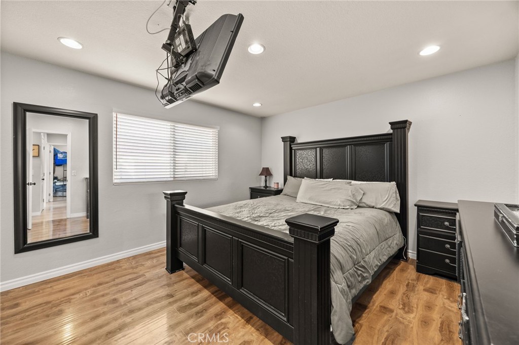 1225 Salvador Dr.