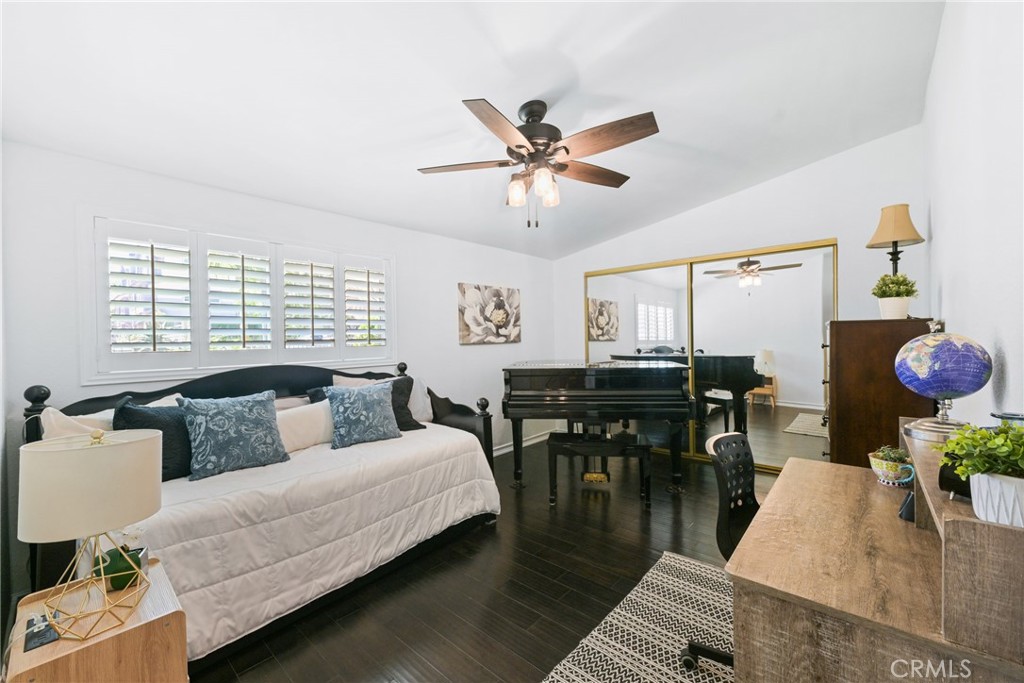 2018 Anaheim Avenue
