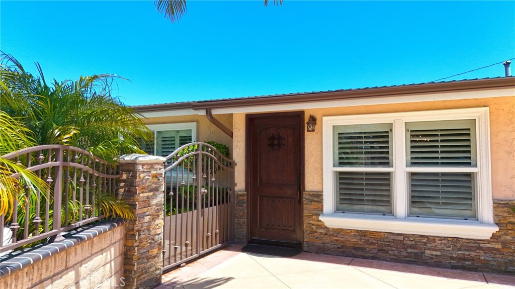 2018 Anaheim Avenue