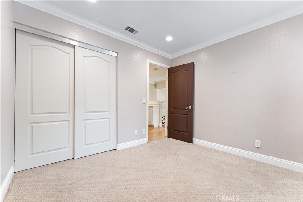 25 Westbrook Lane