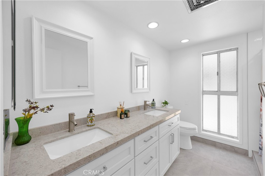 15392 Maryknoll Street