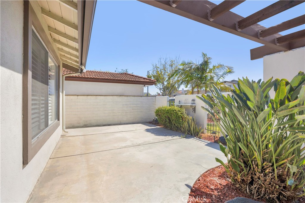 15392 Maryknoll Street