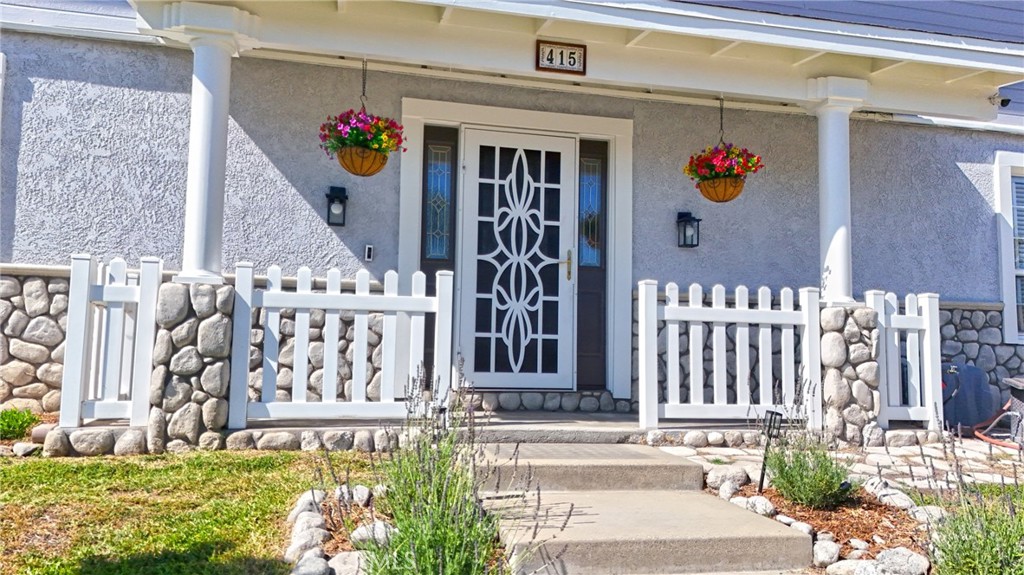 415 Buttonwood Drive