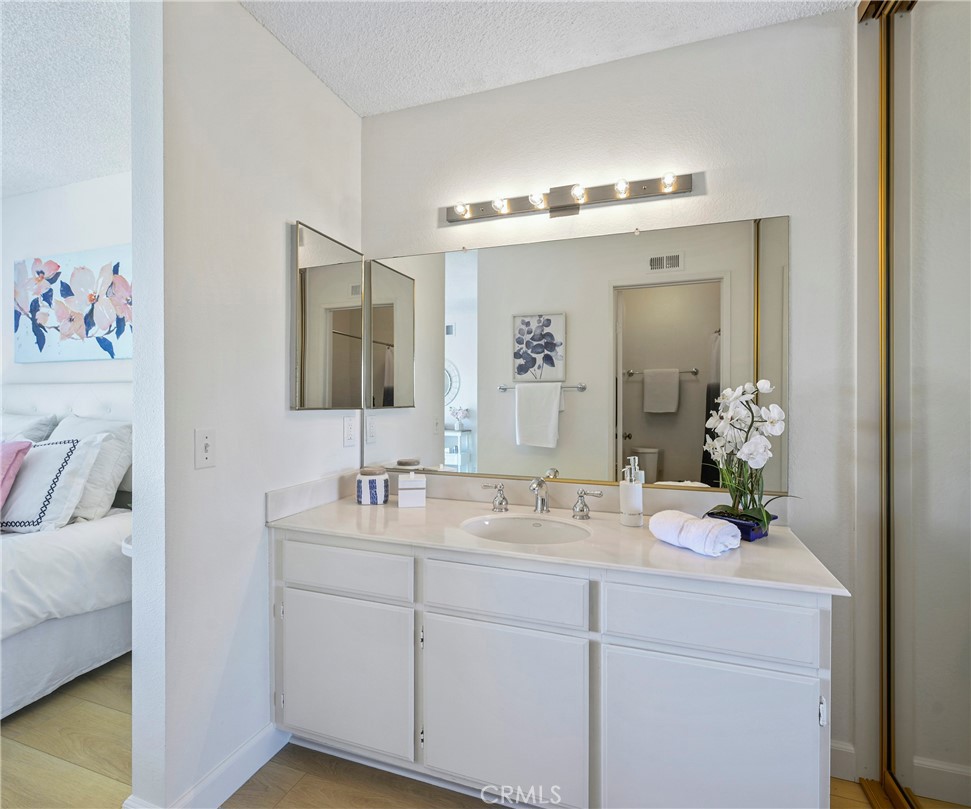 3610 Vista Glen Circle