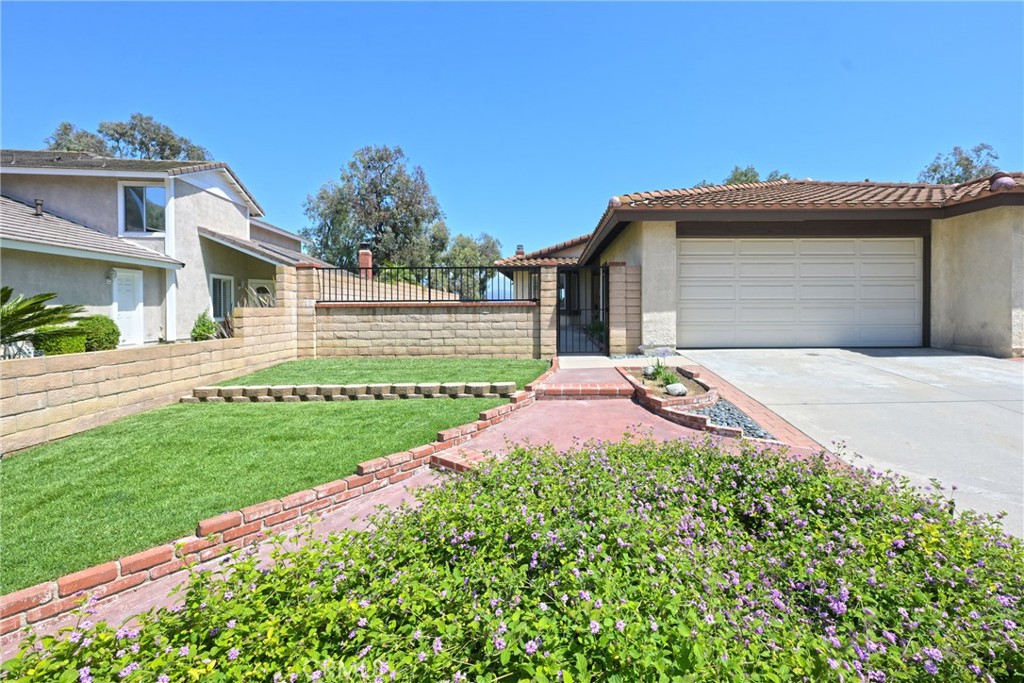 3610 Vista Glen Circle