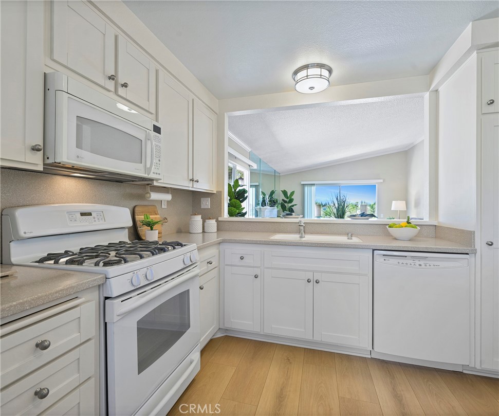 3610 Vista Glen Circle