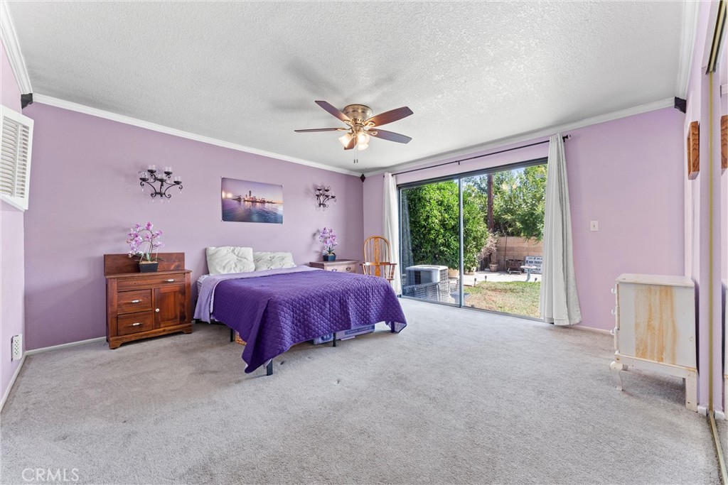 942 Oleander Street