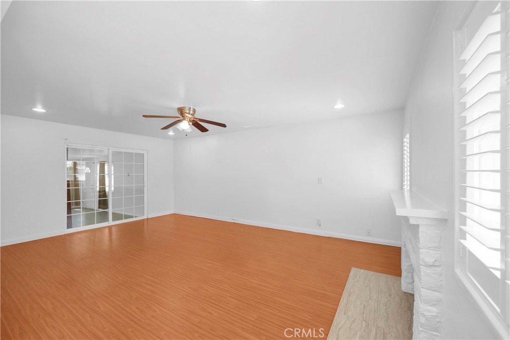 1522 S Dallas Drive