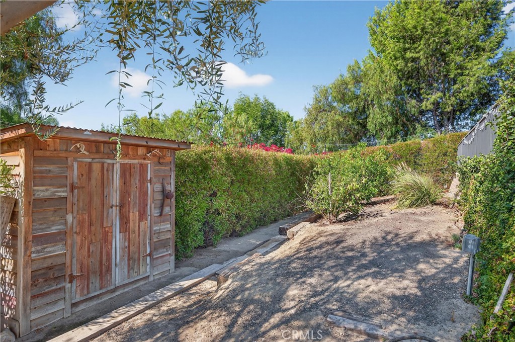 5505 Calle Vista Linda