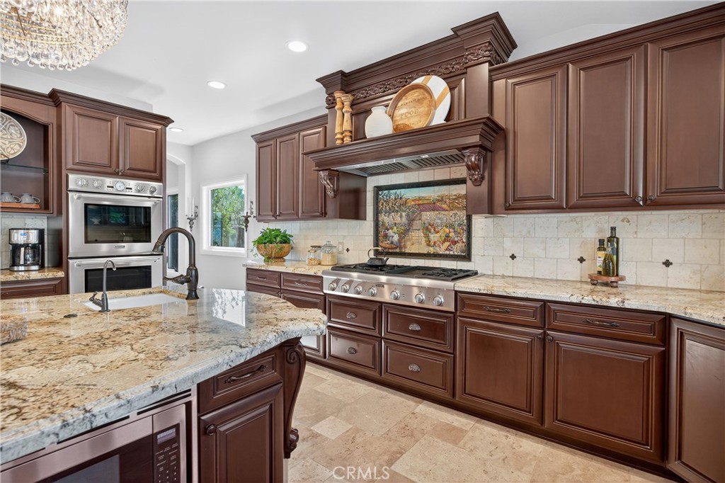5505 Calle Vista Linda