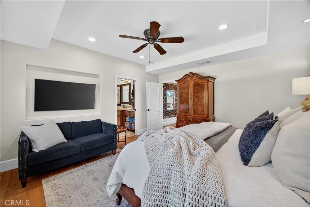 5505 Calle Vista Linda