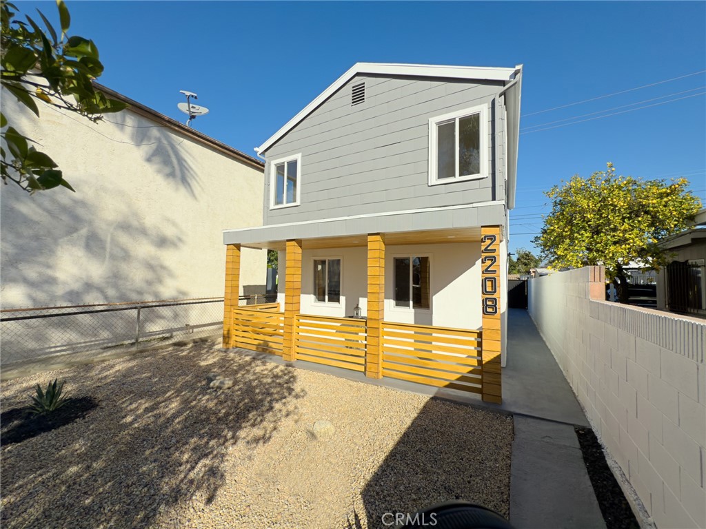 2208 W Olympic