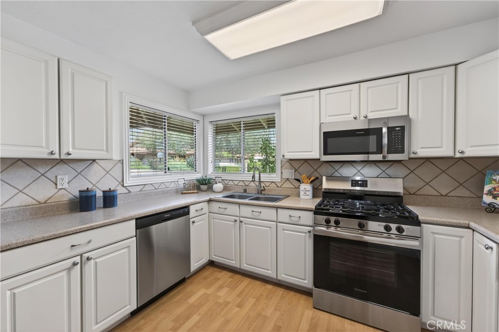 1752 E Commonwealth 102