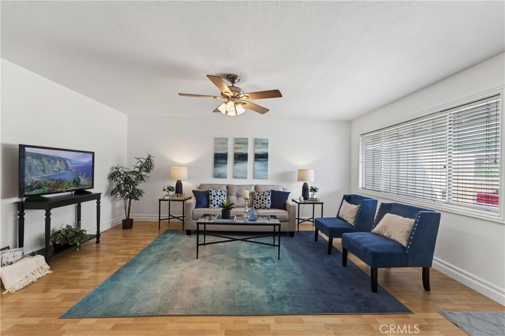 1752 E Commonwealth 102