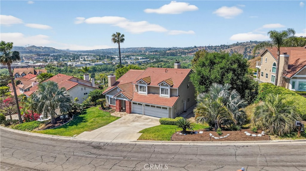 5515 Camino