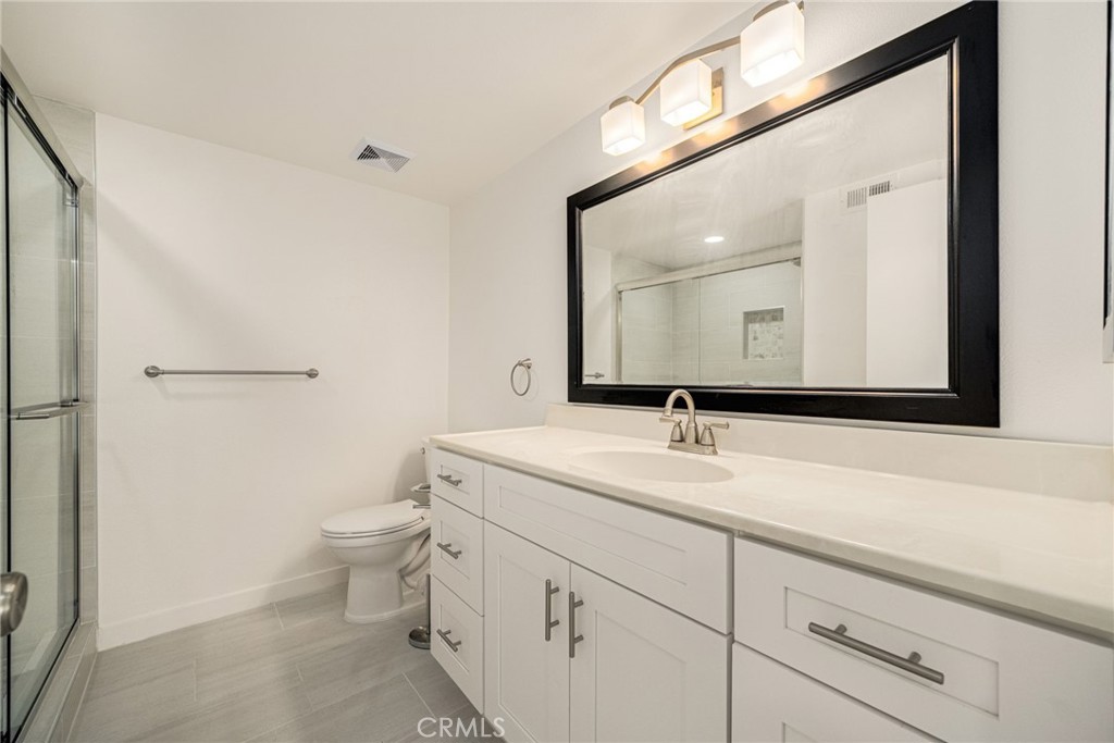 3874 Ravenswood
