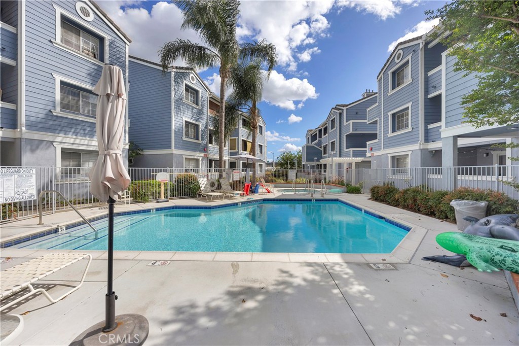 111 S Lakeview 111D