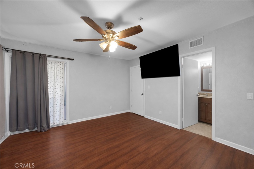 111 S Lakeview 111D