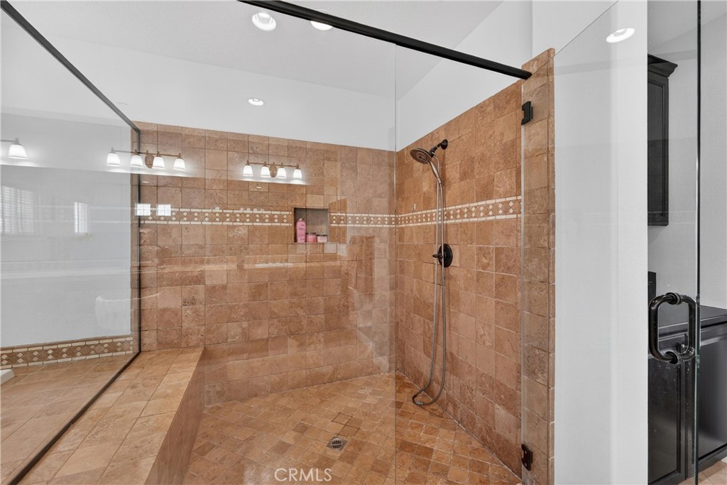 4093 Santa Anita