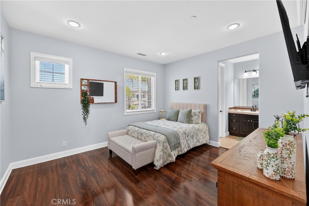 4093 Santa Anita