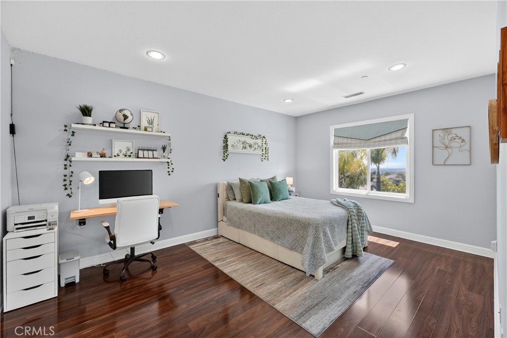 4093 Santa Anita