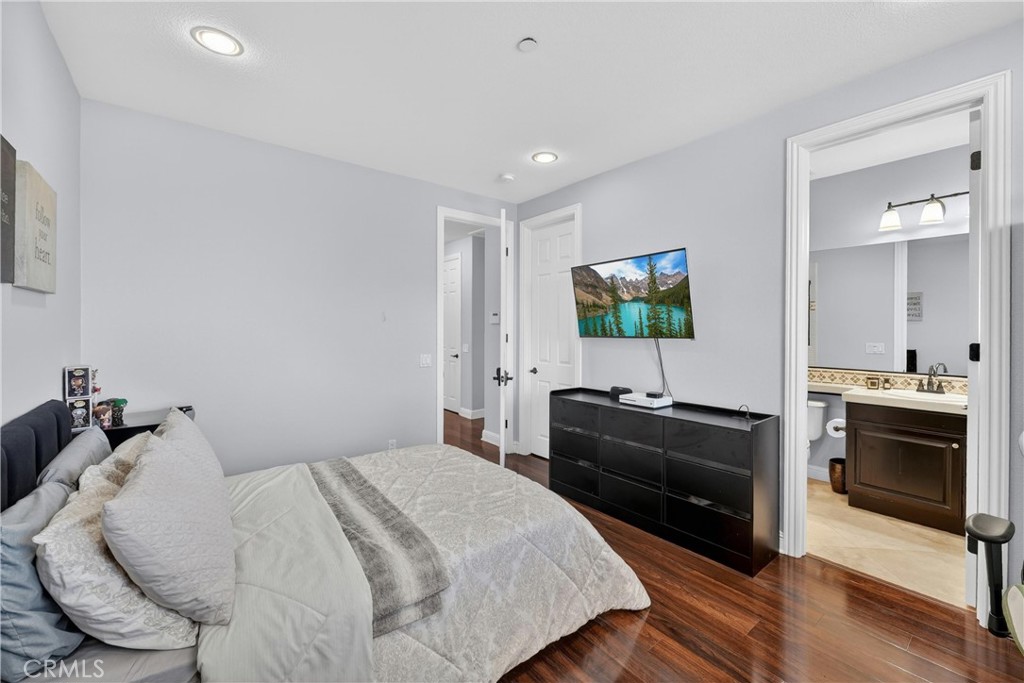 4093 Santa Anita