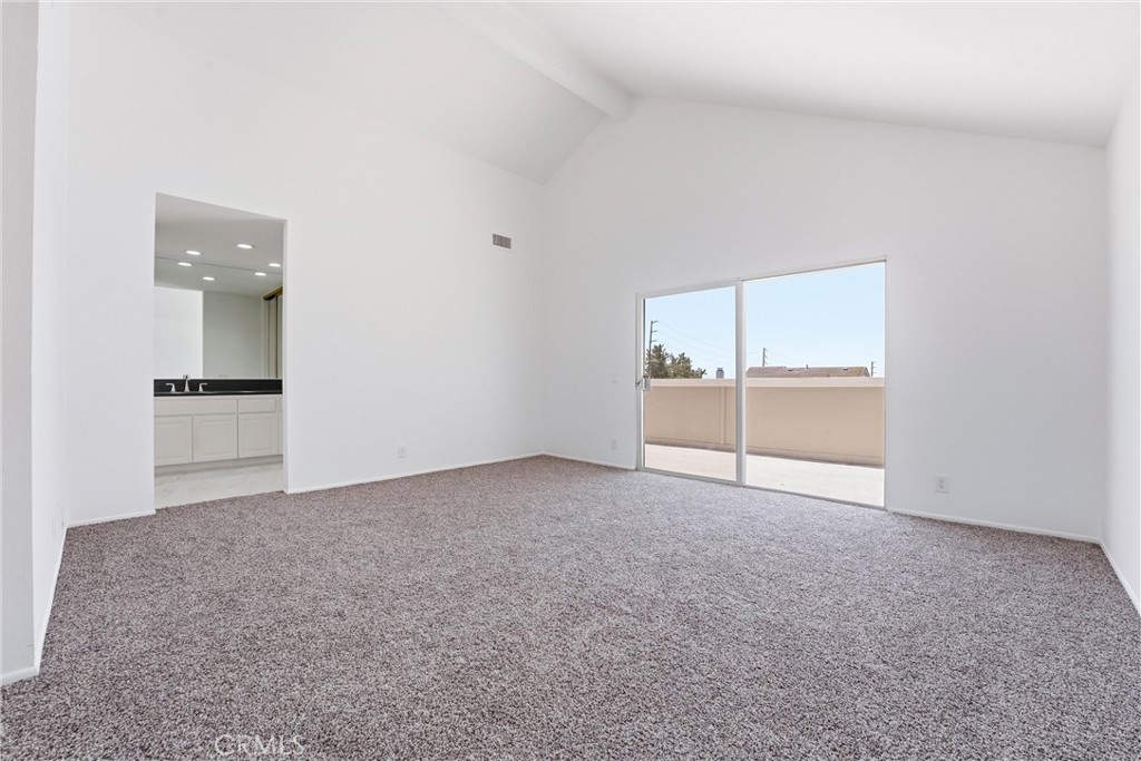 845 Woodcrest