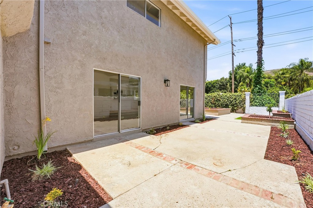 845 Woodcrest